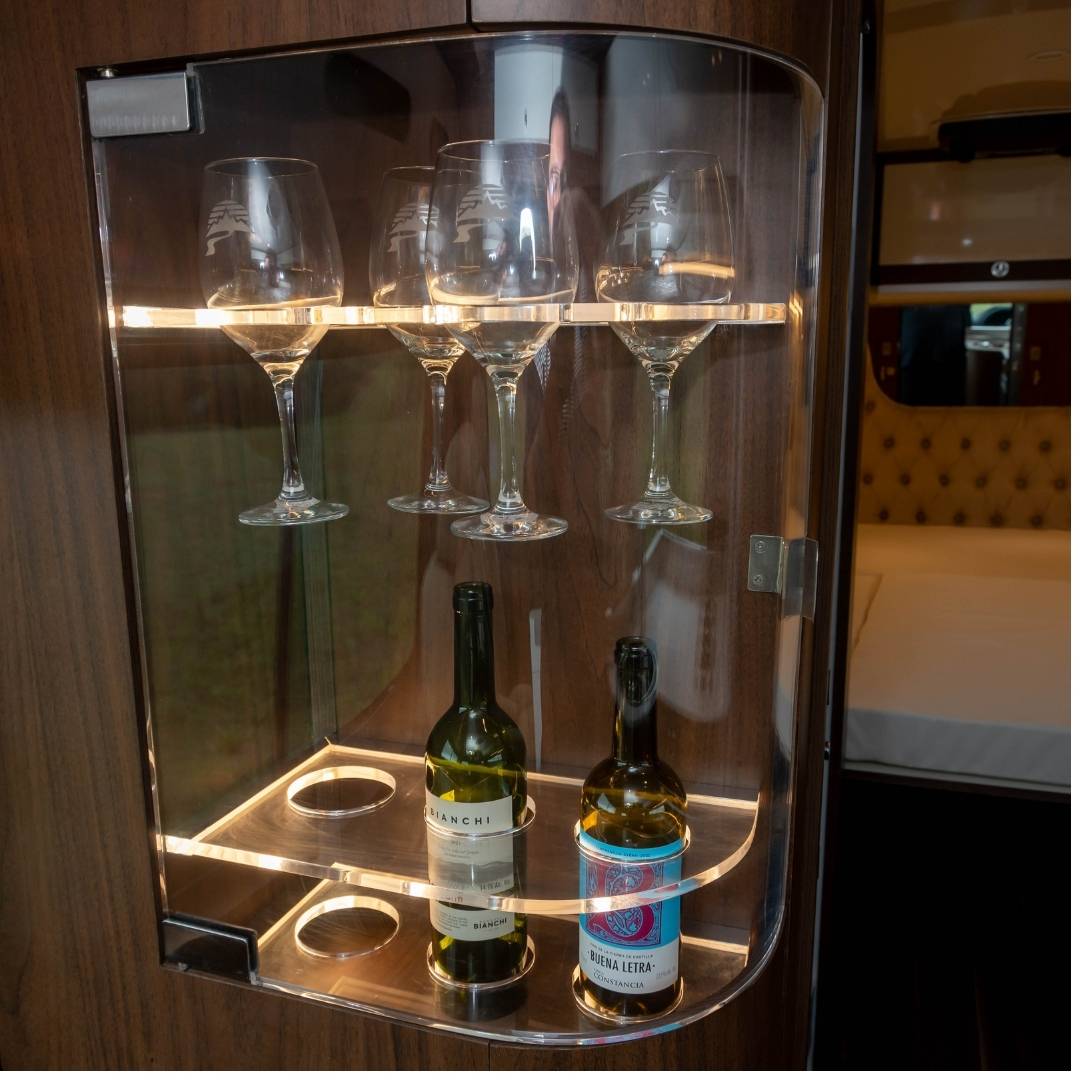 https://assets.sfmh.com.br/motorhomes/furia/30.jpg
