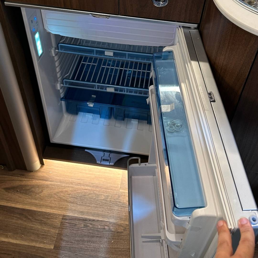 https://assets.sfmh.com.br/motorhomes/furia/34.jpg