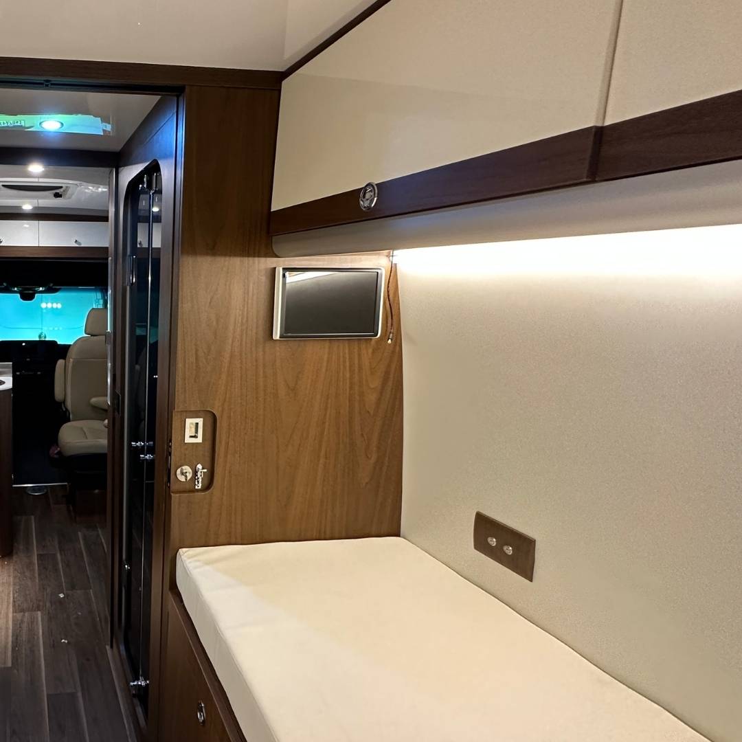 https://assets.sfmh.com.br/motorhomes/furia/51.jpg