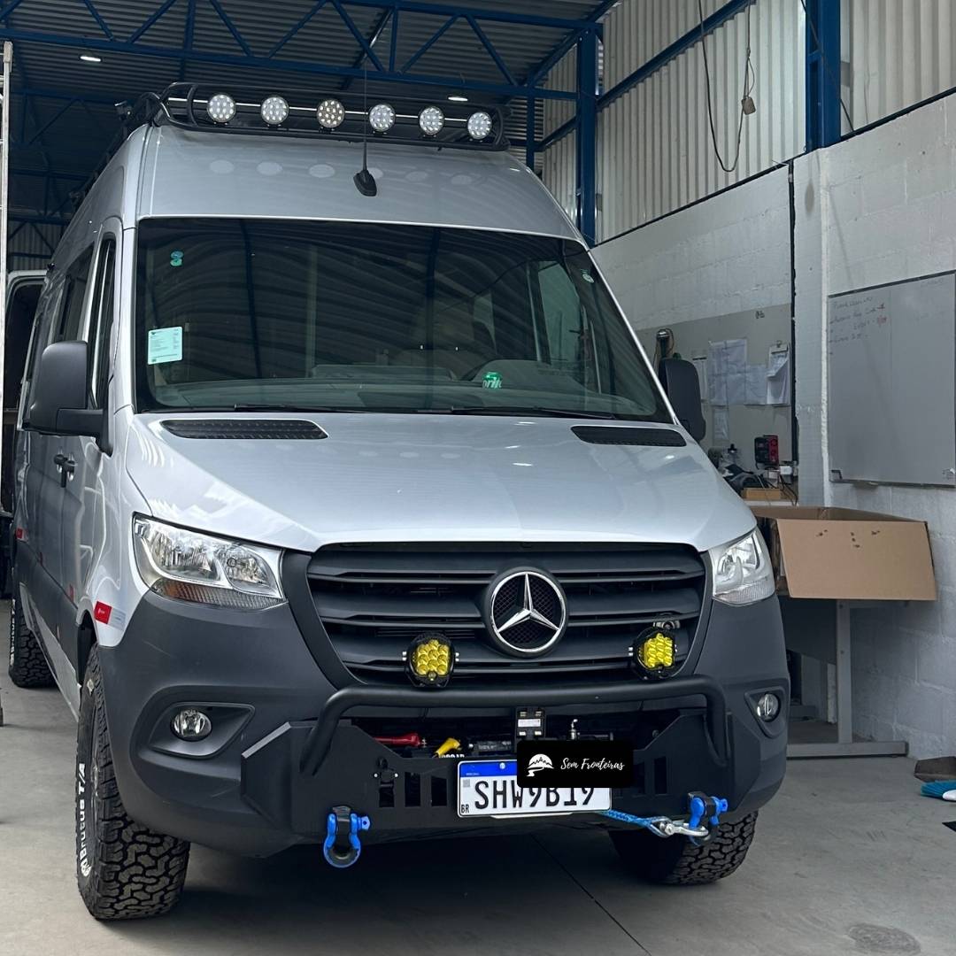 https://assets.sfmh.com.br/motorhomes/furia/7.jpg